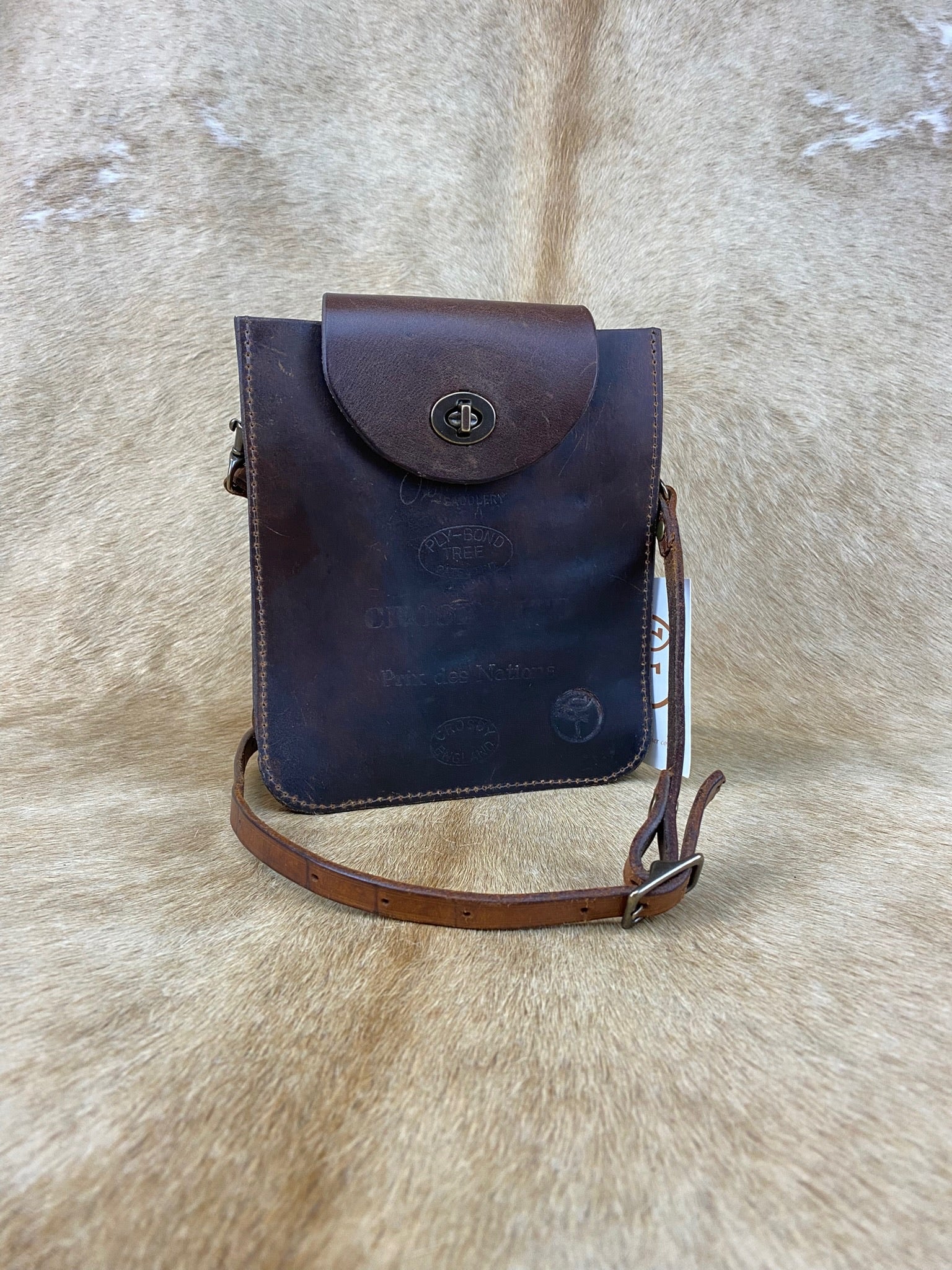 Scamper Crossbody 004