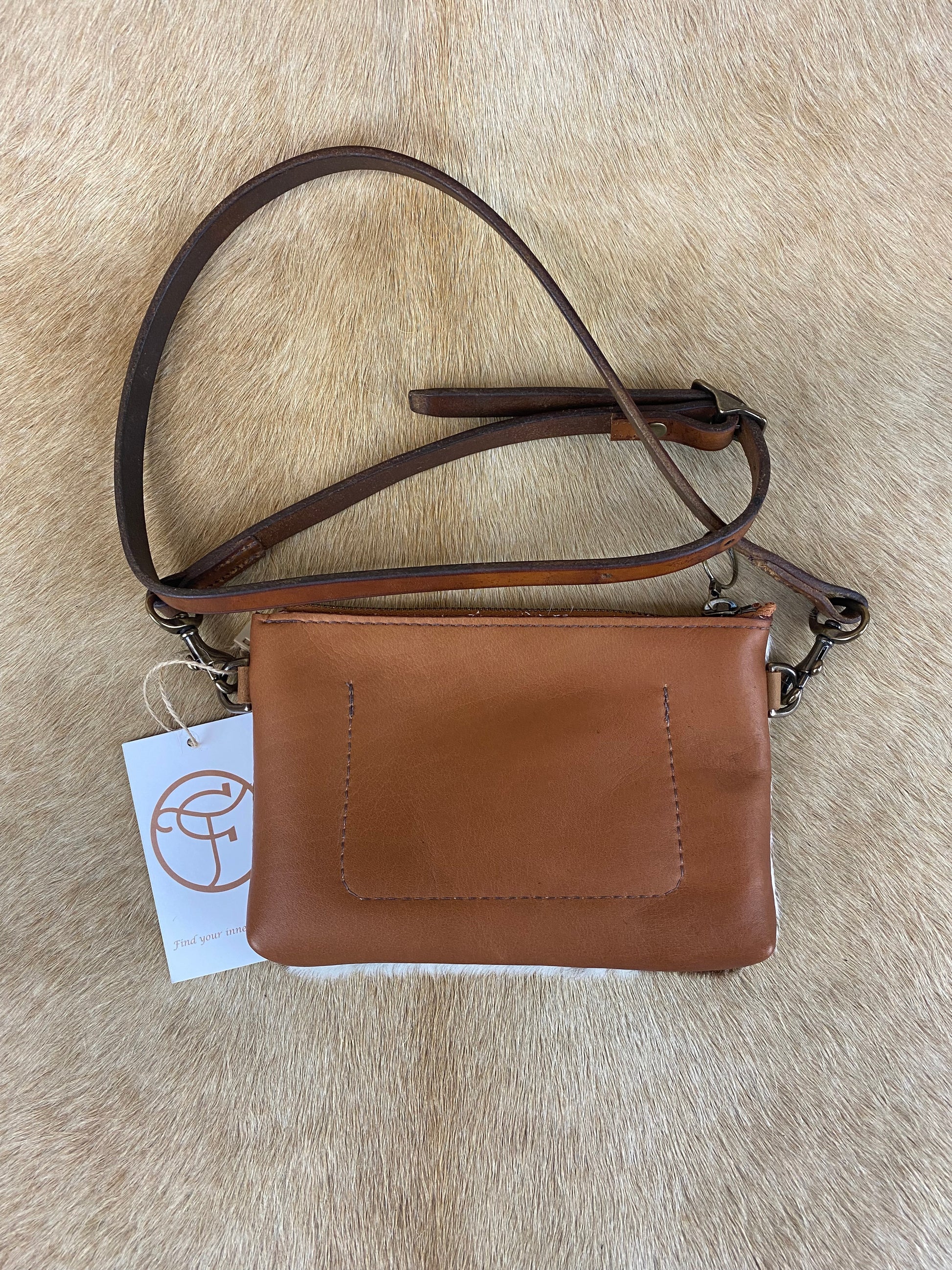 9 Hands Crossbody 021