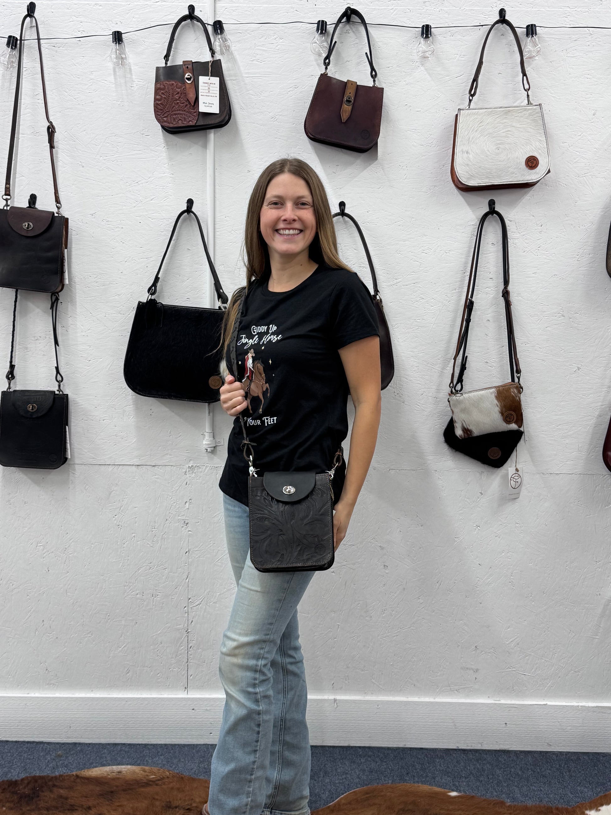 Scamper Crossbody 005