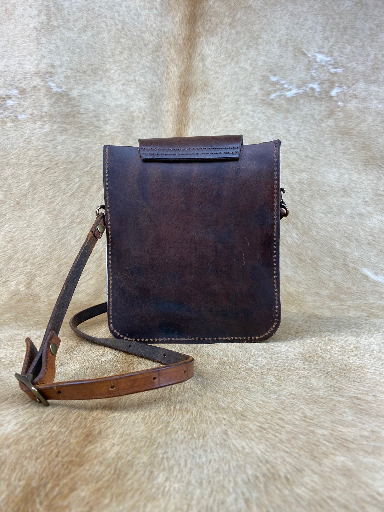 Scamper Crossbody 004