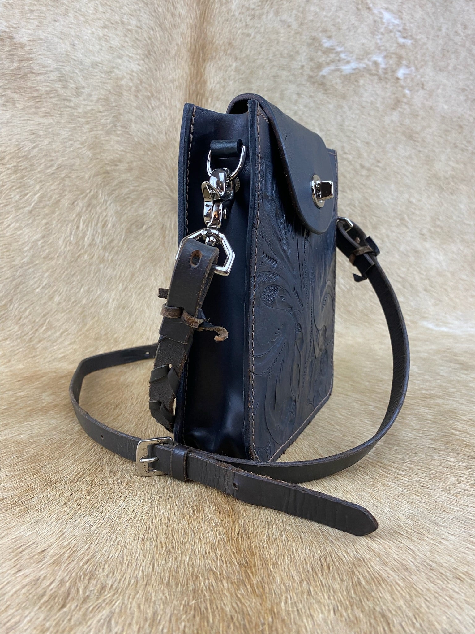 Scamper Crossbody 005