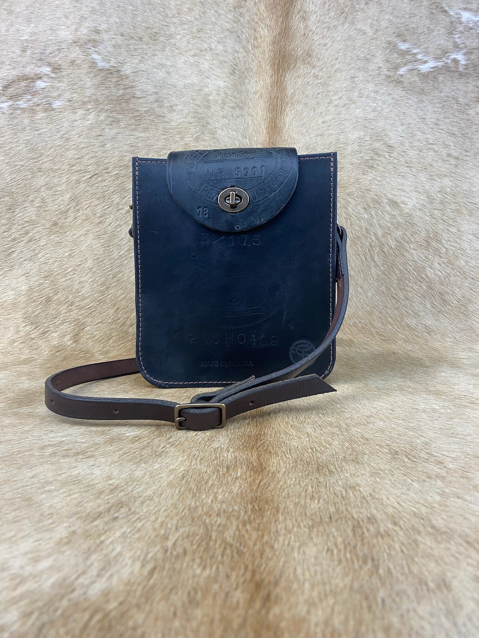 Scamper Crossbody 003